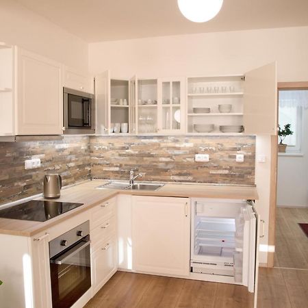 Mikulov Apartments - Apartman Radka エクステリア 写真